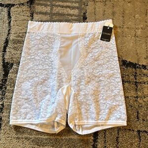 NWT Lunaire White Shapewear - Women’s Size 1X